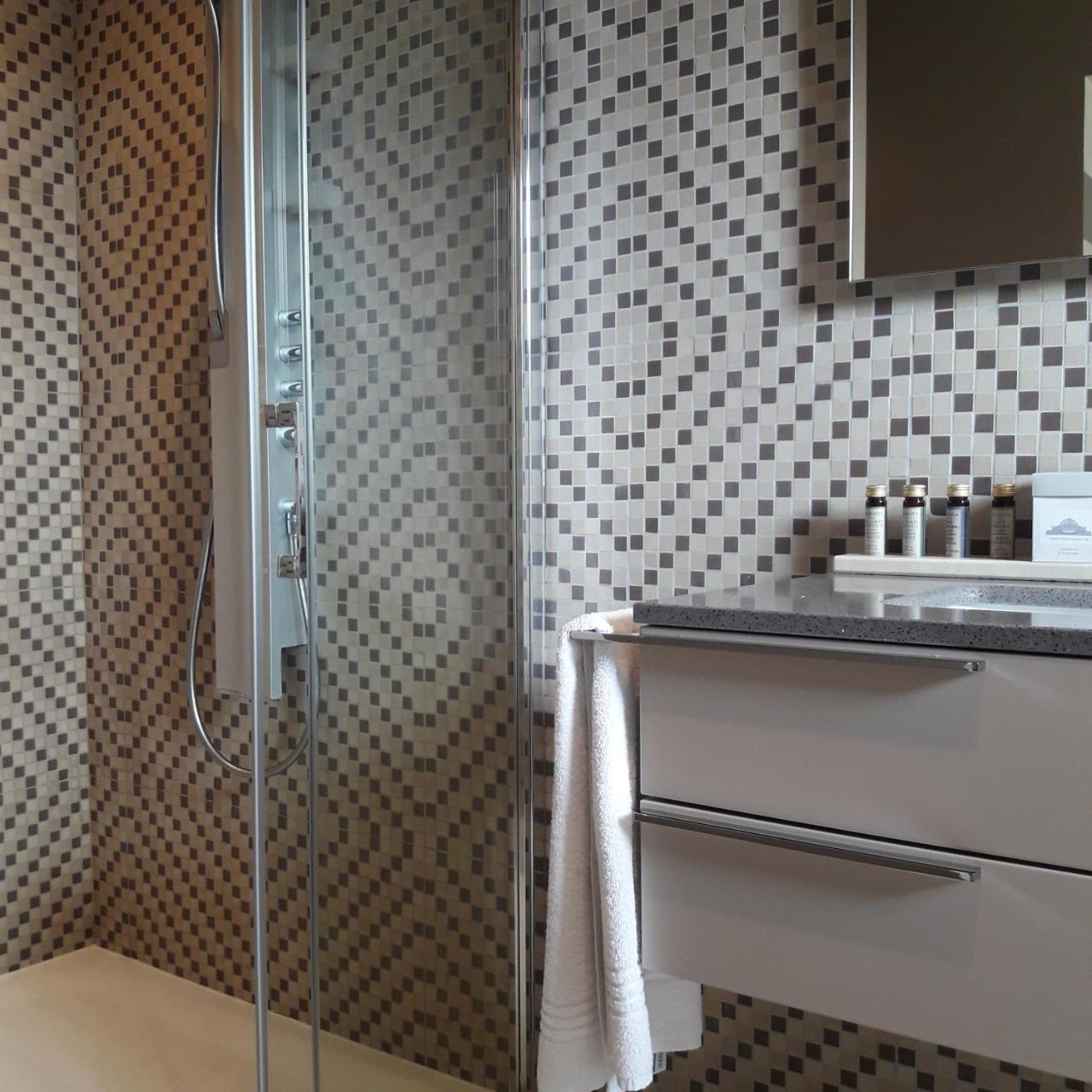 Hotel Recour Поперинге Екстериор снимка
